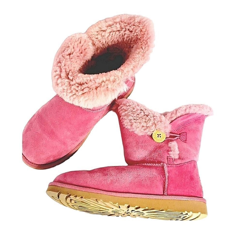 Ugg
